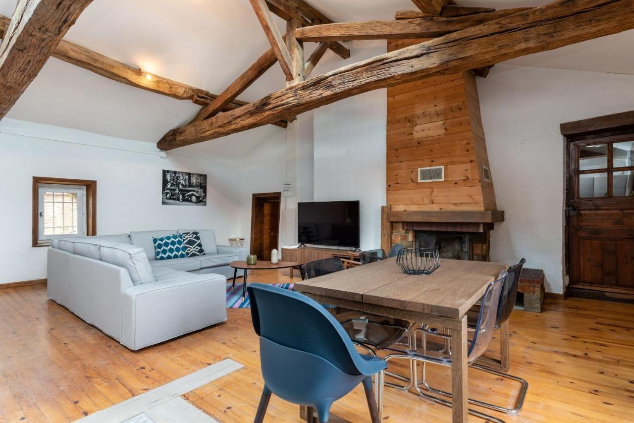 Appartement au Château Ars Ars-sur-Formans Exterior foto